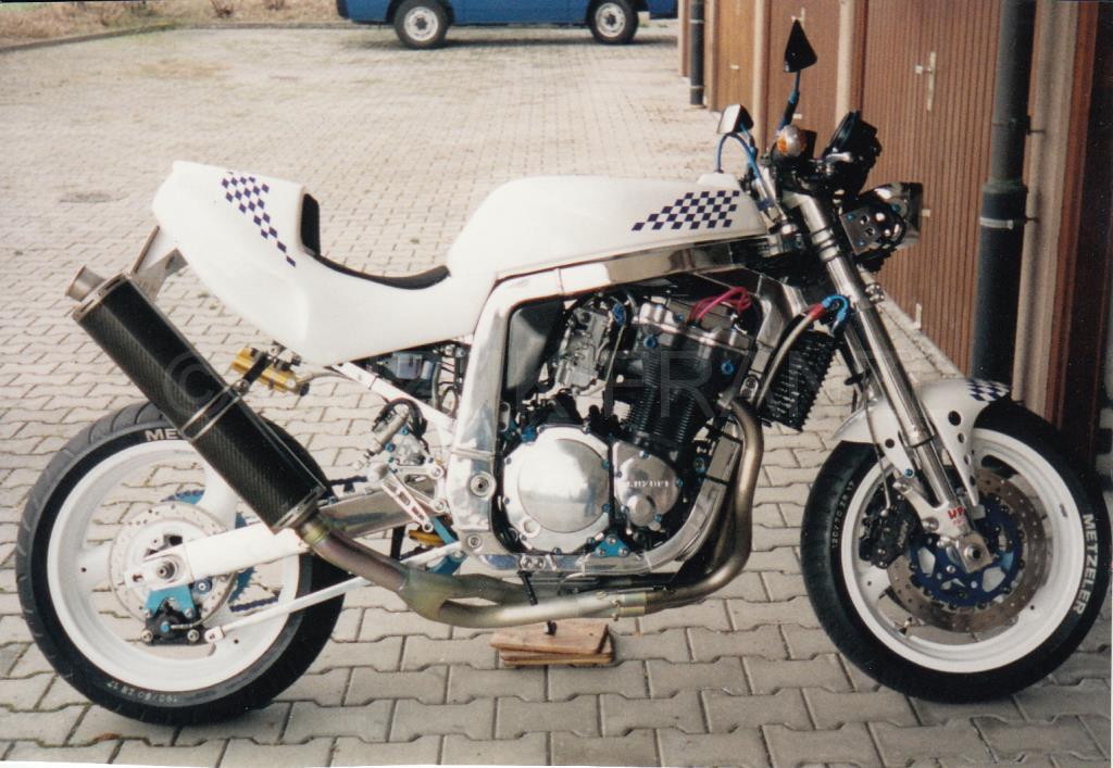 Suzuki GSXR 1100 - Version 1998